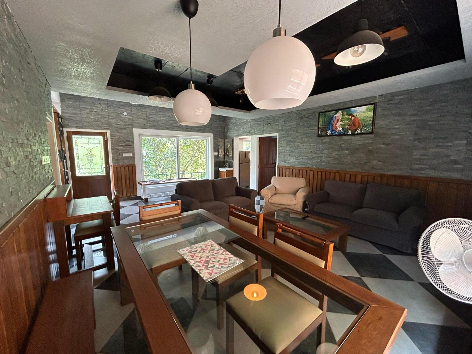 Kv By Halcyon Traveltech Apartment Anachal Bagian luar foto