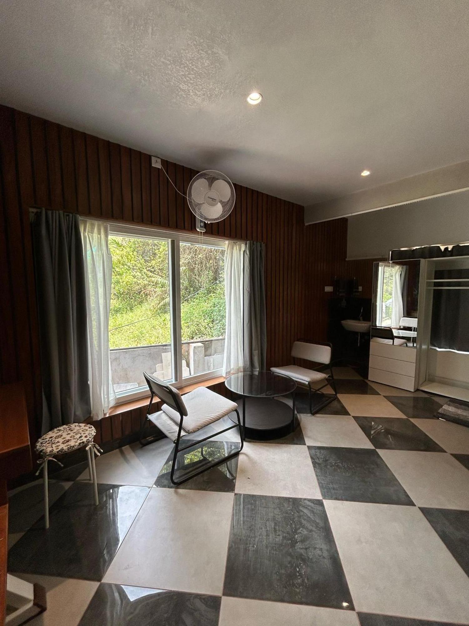 Kv By Halcyon Traveltech Apartment Anachal Bagian luar foto